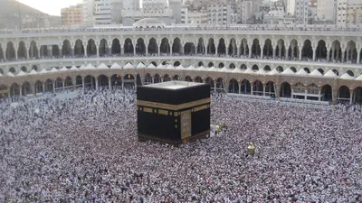 saudi arabia’s warning to pakistan  don’t send ‘beggars’ on umrah visas