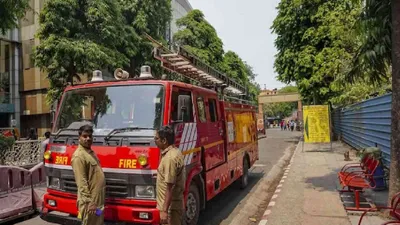 delhi  four members of same family dead after fire breaks out at building in prem nagar