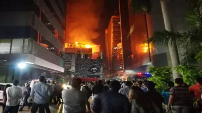 mumbai high rise fire  blaze engulfs 10th floor  many feared trapped