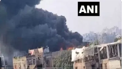 massive fire breaks out at plastic factory in howrah s ghusuri