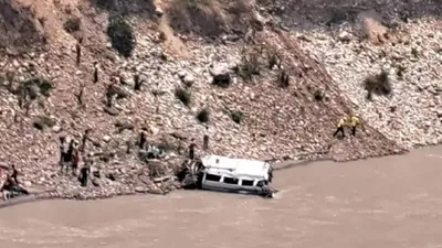 uttarakhand  8 feared dead after vehicle with 23 passengers crashes into gorge