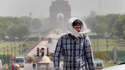 five dead in delhi  10 in noida as severe heatwave scorches north india