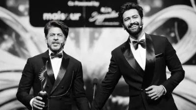 vicky kaushal becomes fanboy for shah rukh khan  shares heartwarming pics from iifa 2024   there s no one like you 