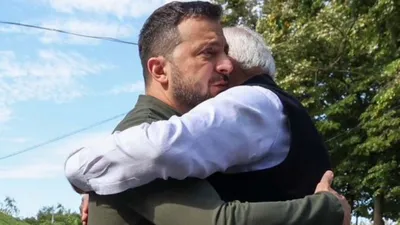 hugs and handshakes  pm modi meets ukrainian president volodymyr zelenskyy for high stakes talks