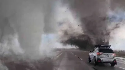 disturbing visuals   multiple tornadoes spotted in nebraska city