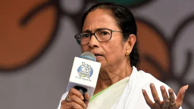 mamata banerjee vows to amend law next week to enforce death penalty for rapists