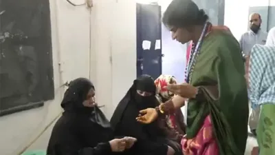 hyderabad  fir against madhavi latha for checking muslim woman s id card inside polling booth
