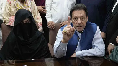 ex pakistan pm imran khan and wife acquitted in illegal marriage case