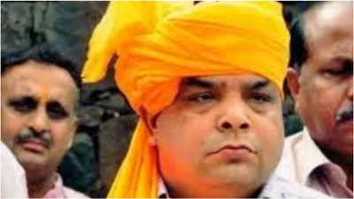 shiv sena punjab leader sandeep thapar attacked by 4 men in nihang sikhs  attire in ludhiana  condition serious