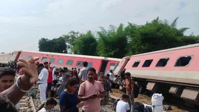 dibrugarh express derailed in gonda  4 dead  20 injured as 10 coaches go off track