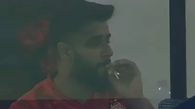 player spotted smoking in dressing room after title winning 5 wicket haul in psl