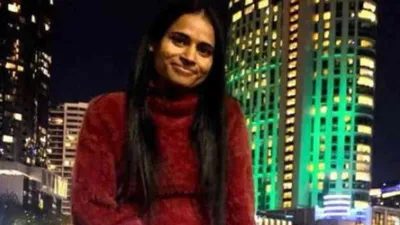 tragic incident  indian origin woman passes away on melbourne delhi qantas flight before take off