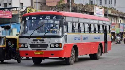 mangaluru bus driver transforms vehicle into emergency ambulance  rescues passenger