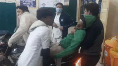 madhya pradesh  man rushes ailing grandfather to hospital s emergency ward on bike