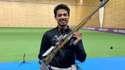 swapnil kusale shoots bronze for india in 50m rifle at paris olympics 2024