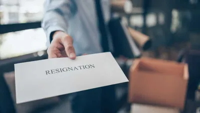 employee s fiery resignation email exposing manager s  toxic  behavior goes viral
